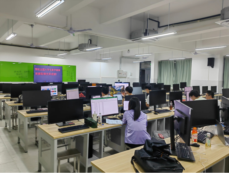 机器人学院在2024年全国大学生数学建模竞赛省赛中再创佳绩