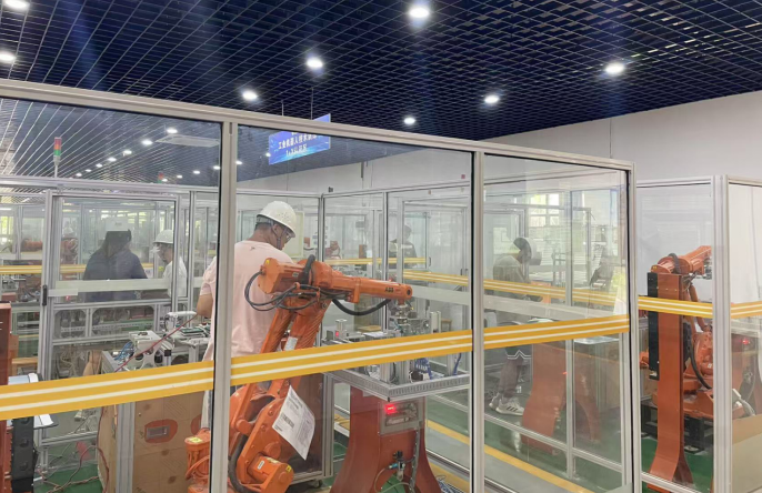 机器人学院2025年度“工业机器人操作与运维技能等级证书（中级）...