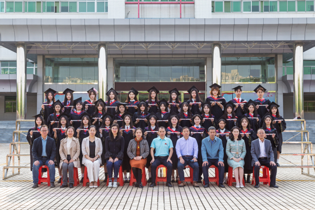 文传学院毕业照（2025届）