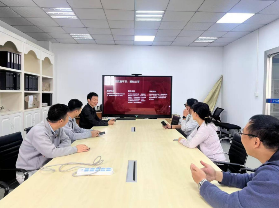  “数控精技・智竞未来”数控技术专业教师技能抢答竞赛圆满落幕